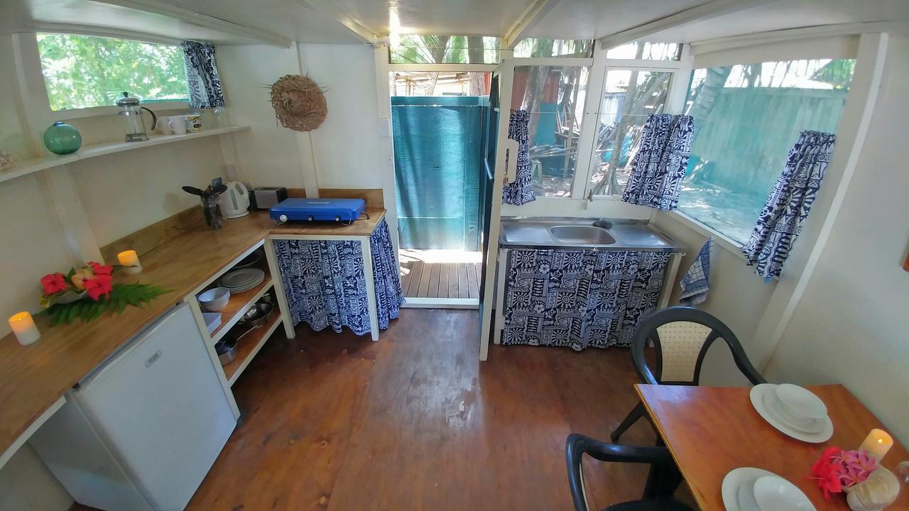 Matriki Beach Huts Arutanga Extérieur photo